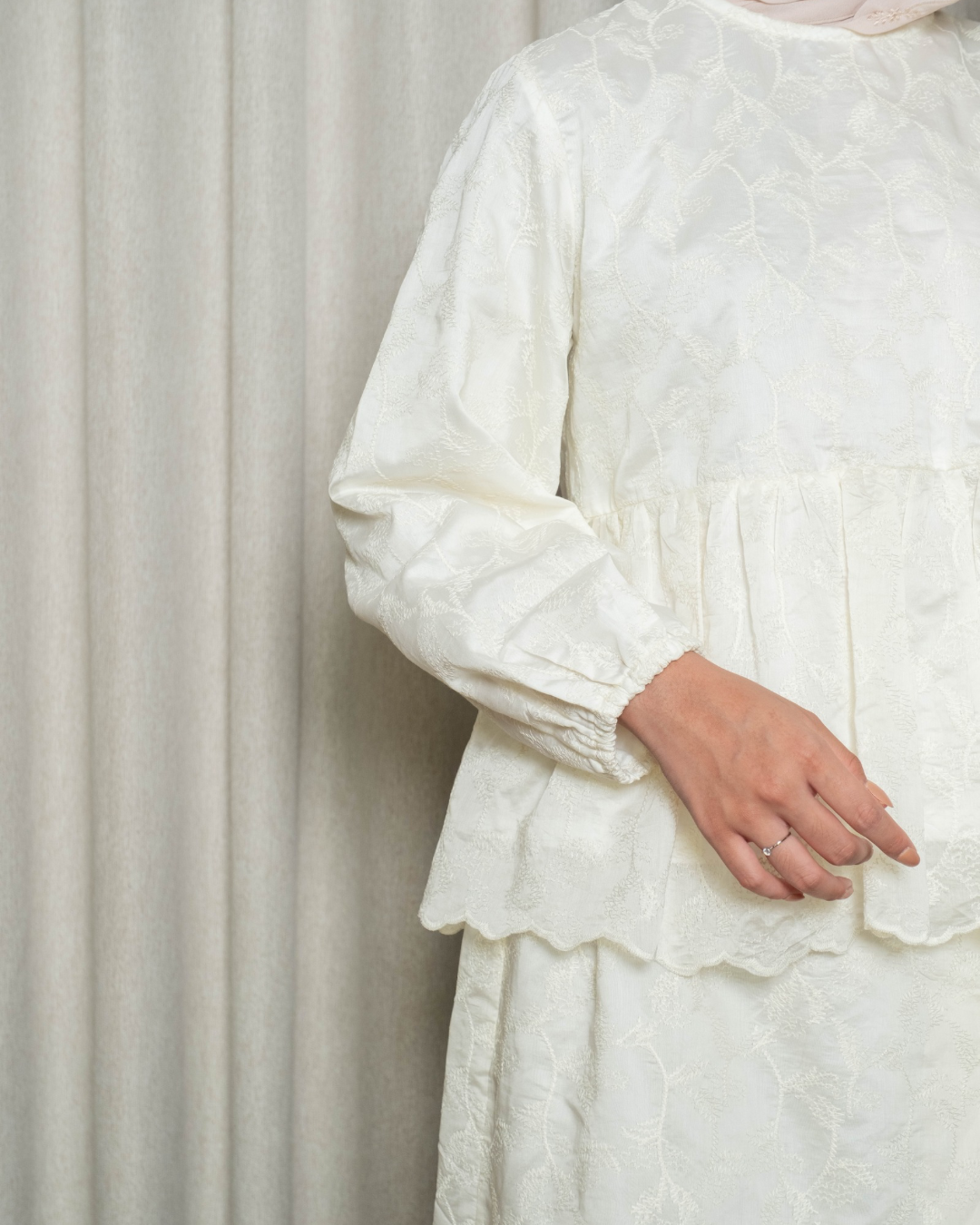 TERRA One Set (Blouse & Skirt)