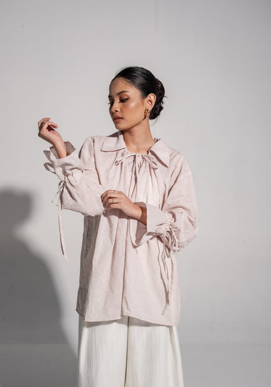 ANAIS Collar Top in Sandy Pink