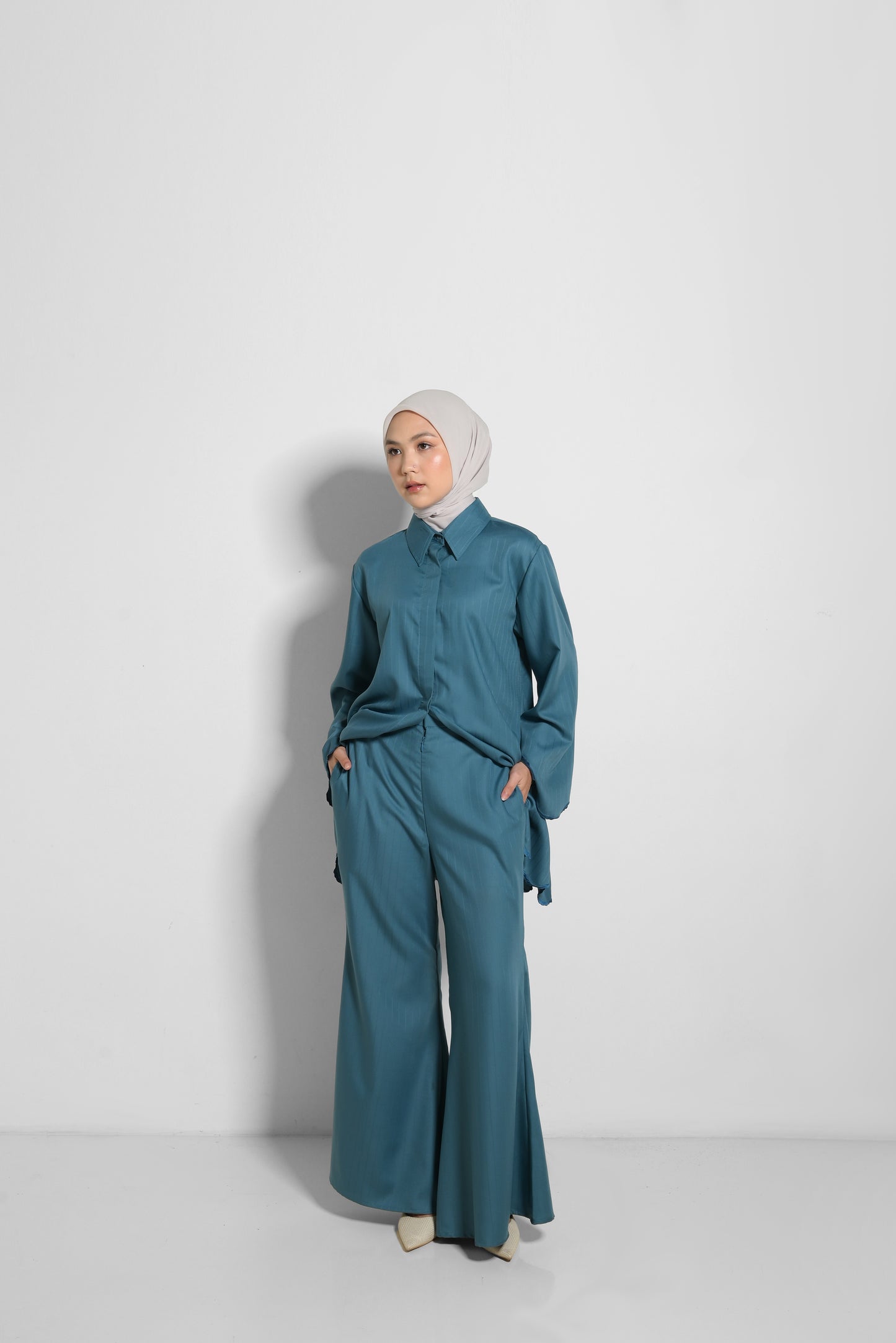 NOOR Top and Pants