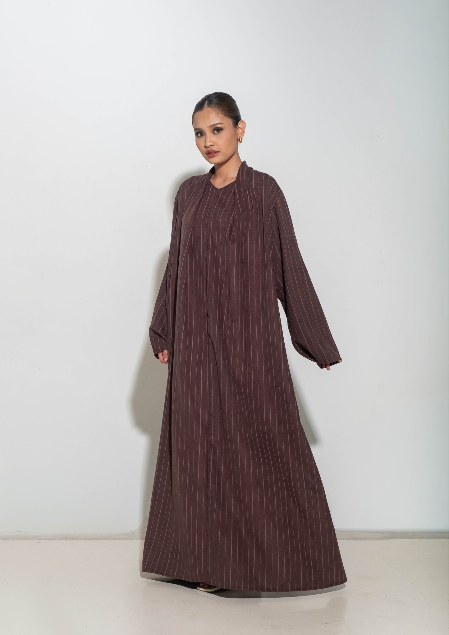 MIWA Abaya in Brown