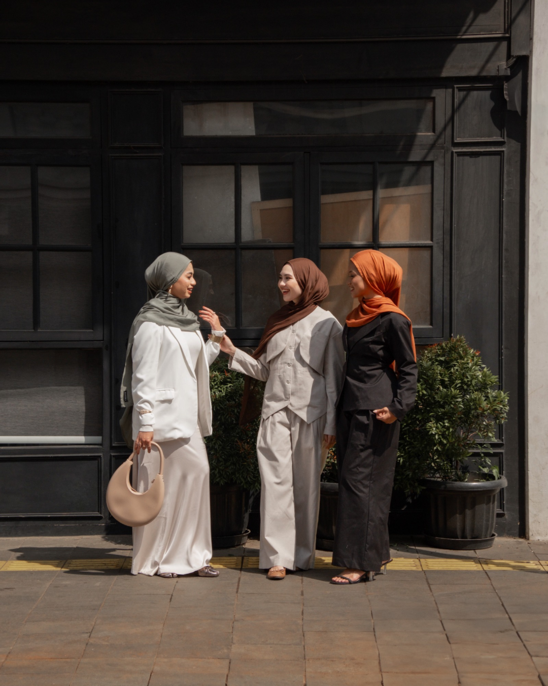 Lyra Tencel Pashmina x Adiva Selsa