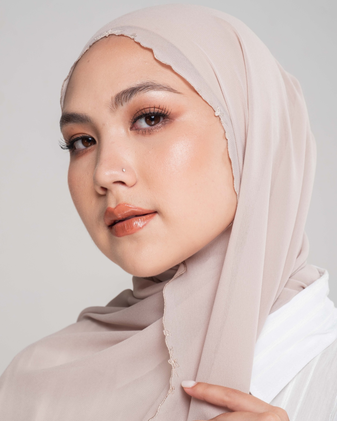 PALMA Embroidery Pashmina