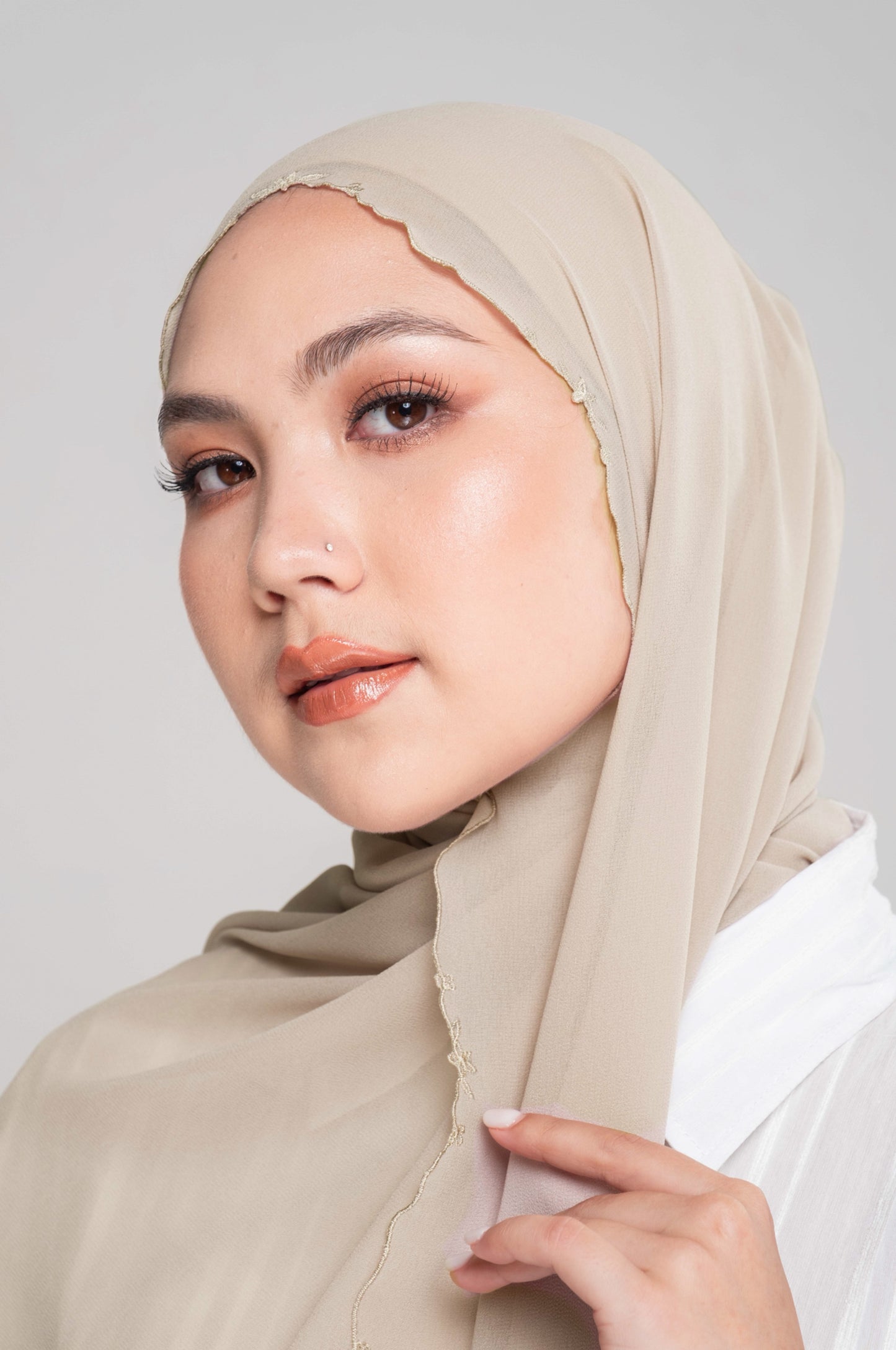 PALMA Embroidery Pashmina