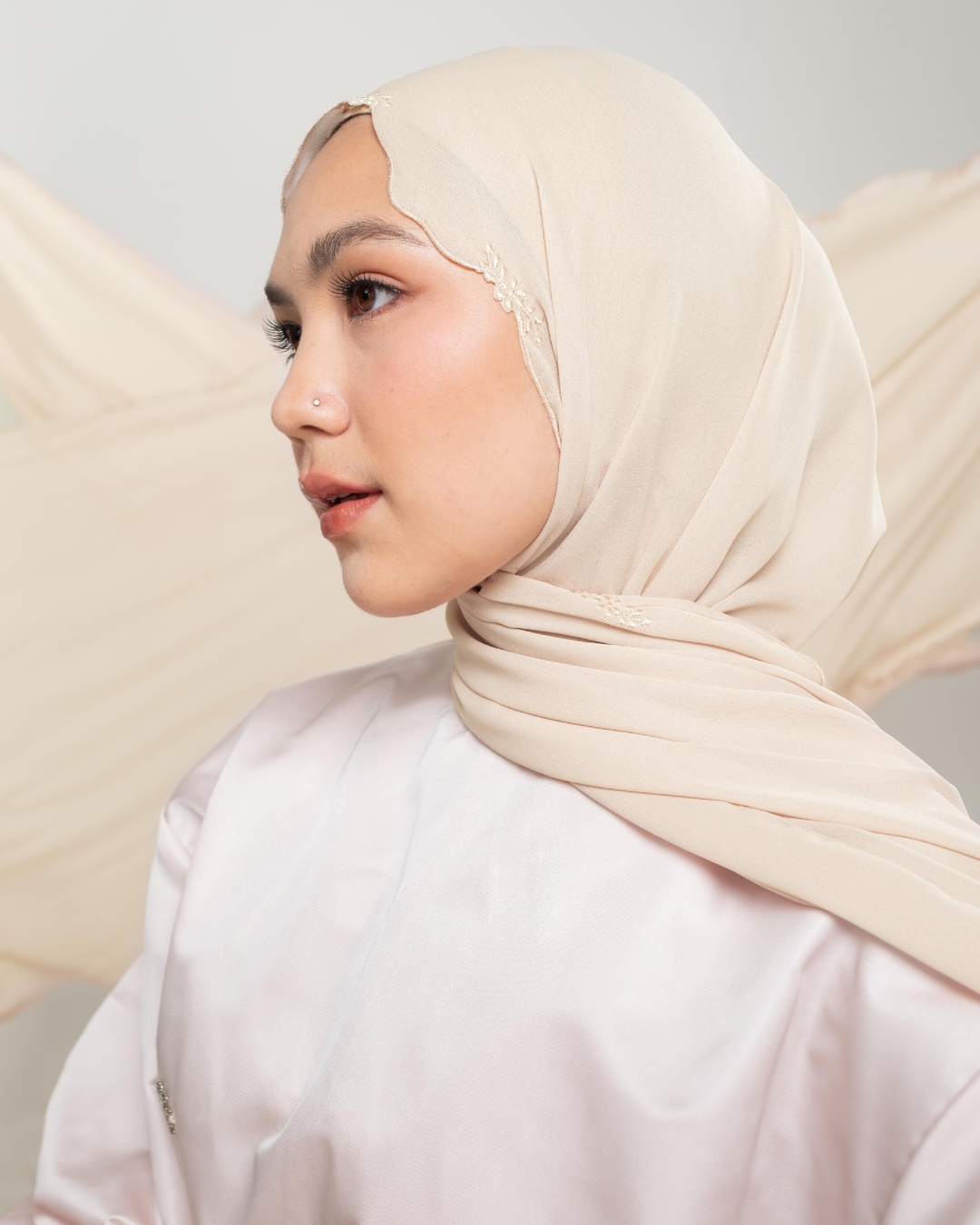 AERIS Embroidery Pashmina