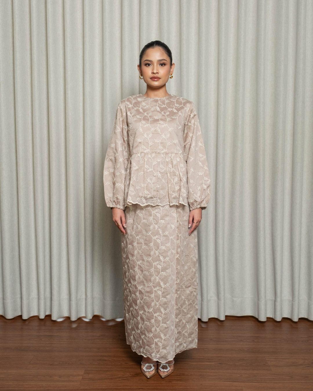 TERRA One Set (Blouse & Skirt)
