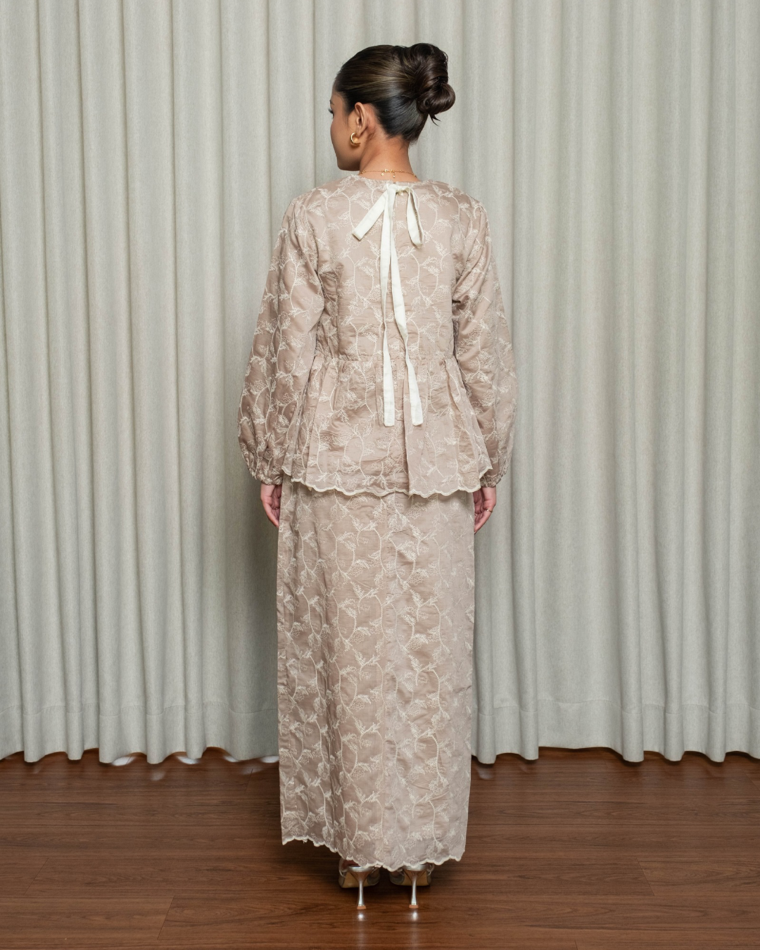 TERRA One Set (Blouse & Skirt)