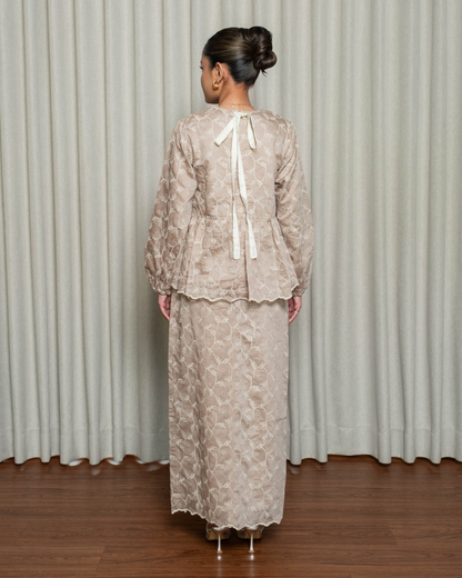 TERRA One Set (Blouse & Skirt)