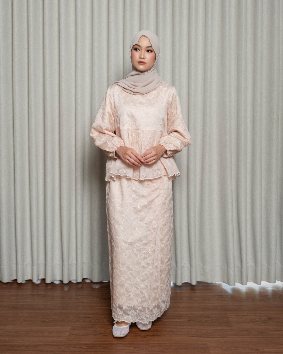 TERRA One Set (Blouse & Skirt)
