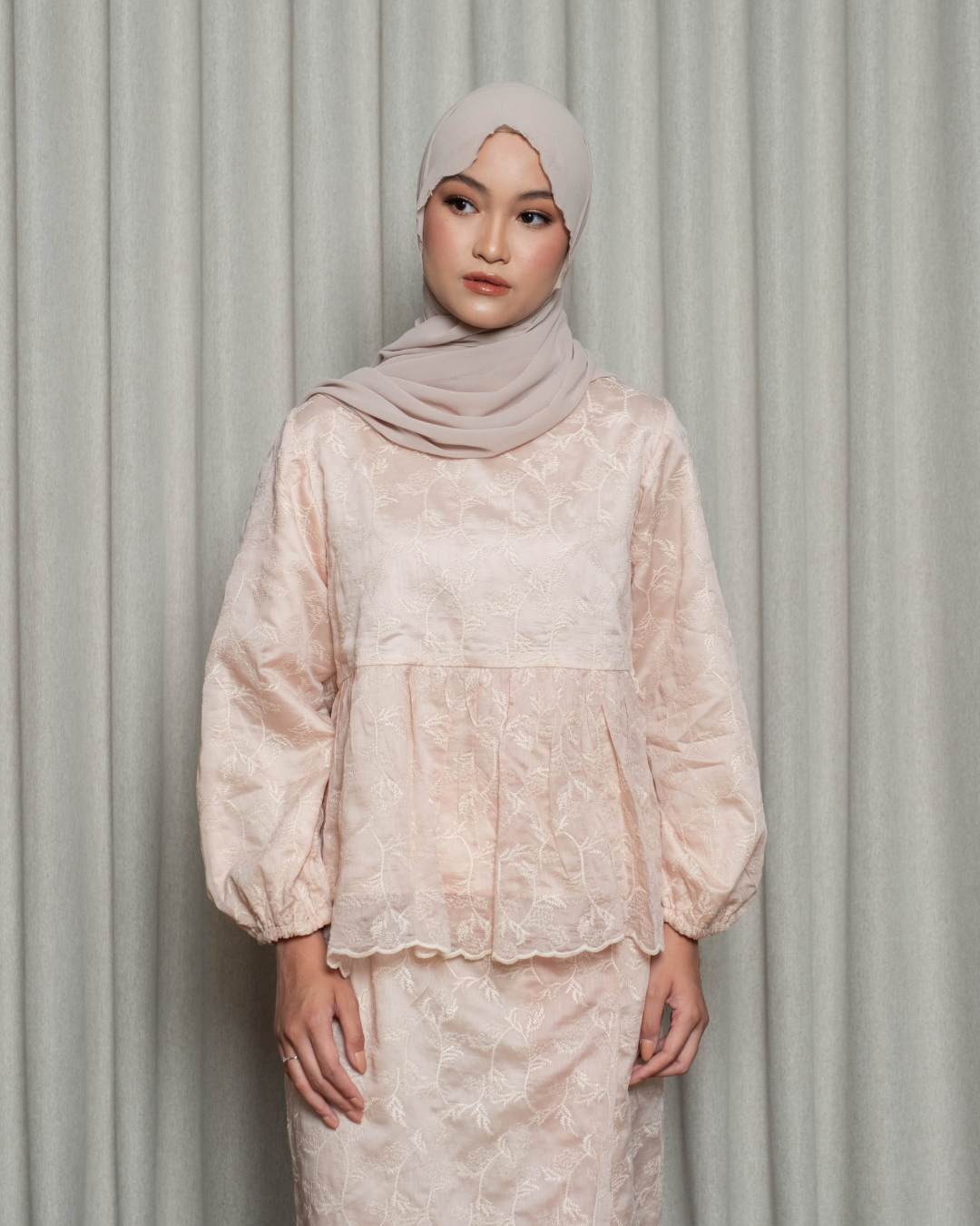 TERRA One Set (Blouse & Skirt)
